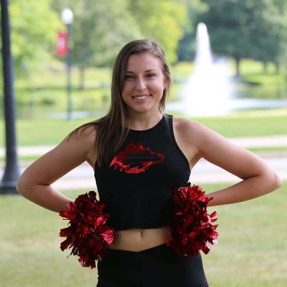 Meet your Posher, Lauren - Picture 1 of 1